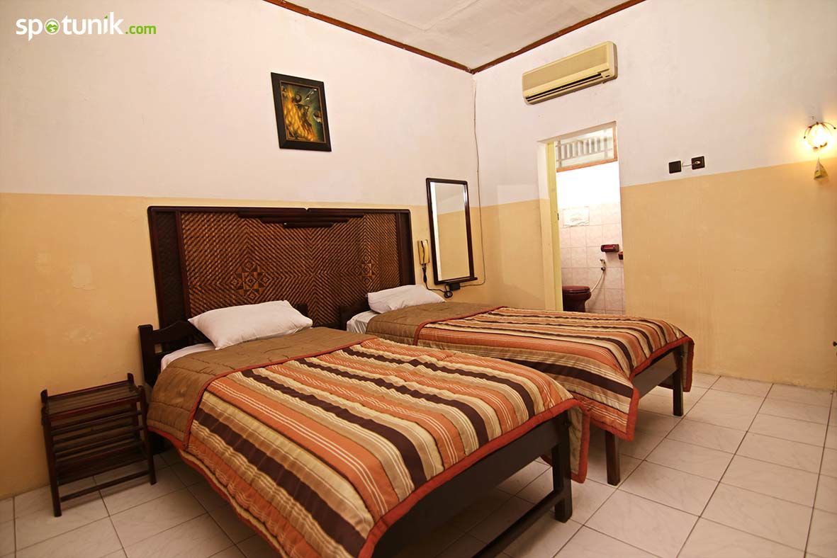 Rajasa Hotel Rajasa Hotel Standard AC Room